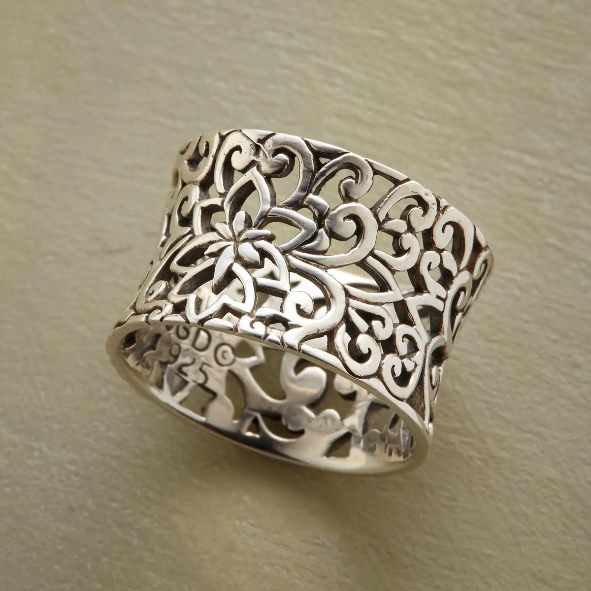 Silber Verziert Filigran Ring