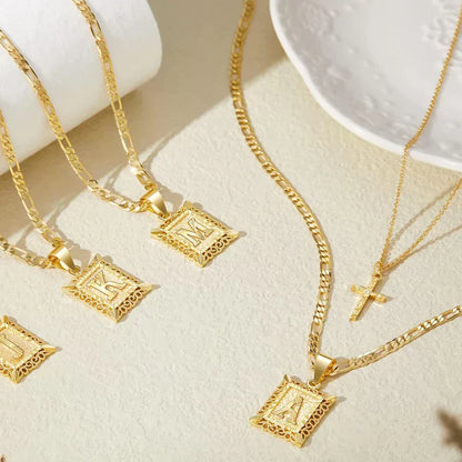 Kreuz Initiale Halsketten-Set | Gold