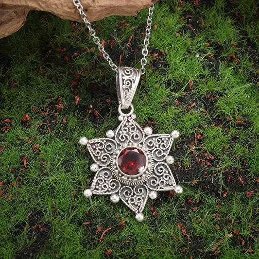 Silber Rubin Star Anhänger-Halskette