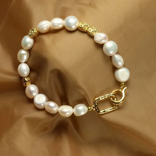 Barocke Süßwasserperlen Armband