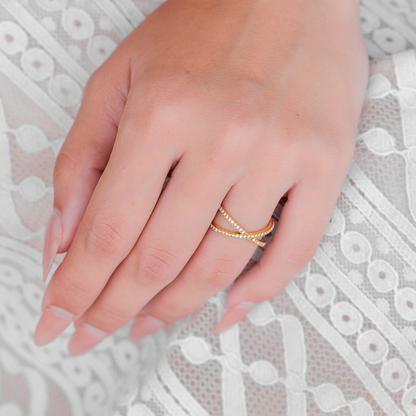 Nia Gold Diamant Kreuz-Ring