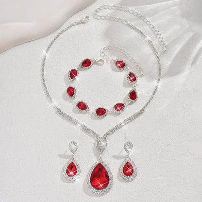 Thalira Bloodwynne Schmuckset | Weißgold