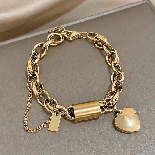 Herzförmig Massiv Armband | Gold