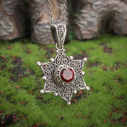 Silber Rubin Star Anhänger-Halskette