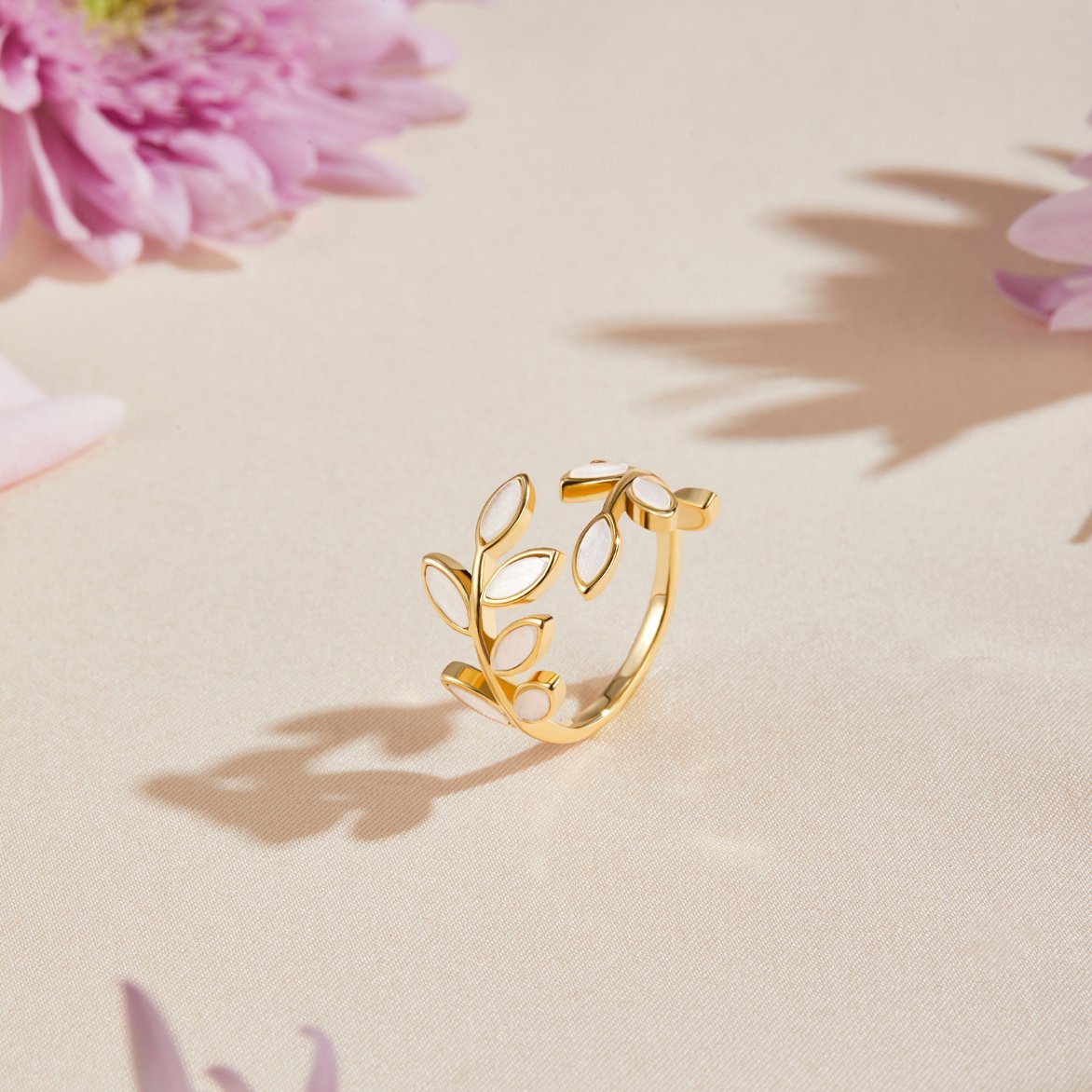 Gold Blatt Motiv Ring