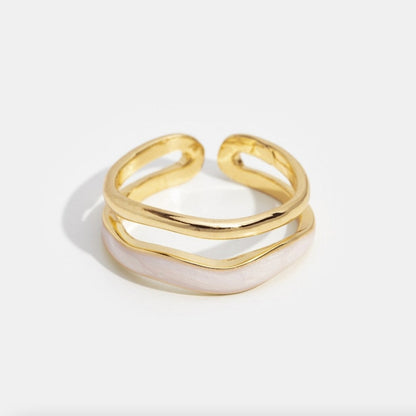 Gold Skulptural Wickel Ring